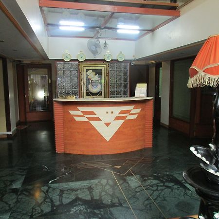 Hotel Sahaj Palace Ahmadábád Kültér fotó