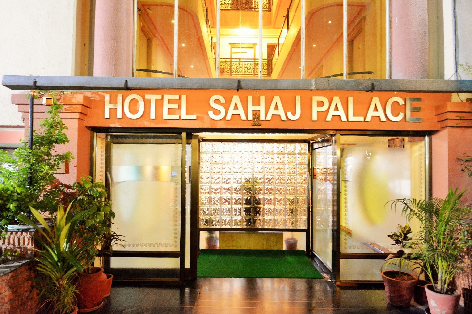 Hotel Sahaj Palace Ahmadábád Kültér fotó