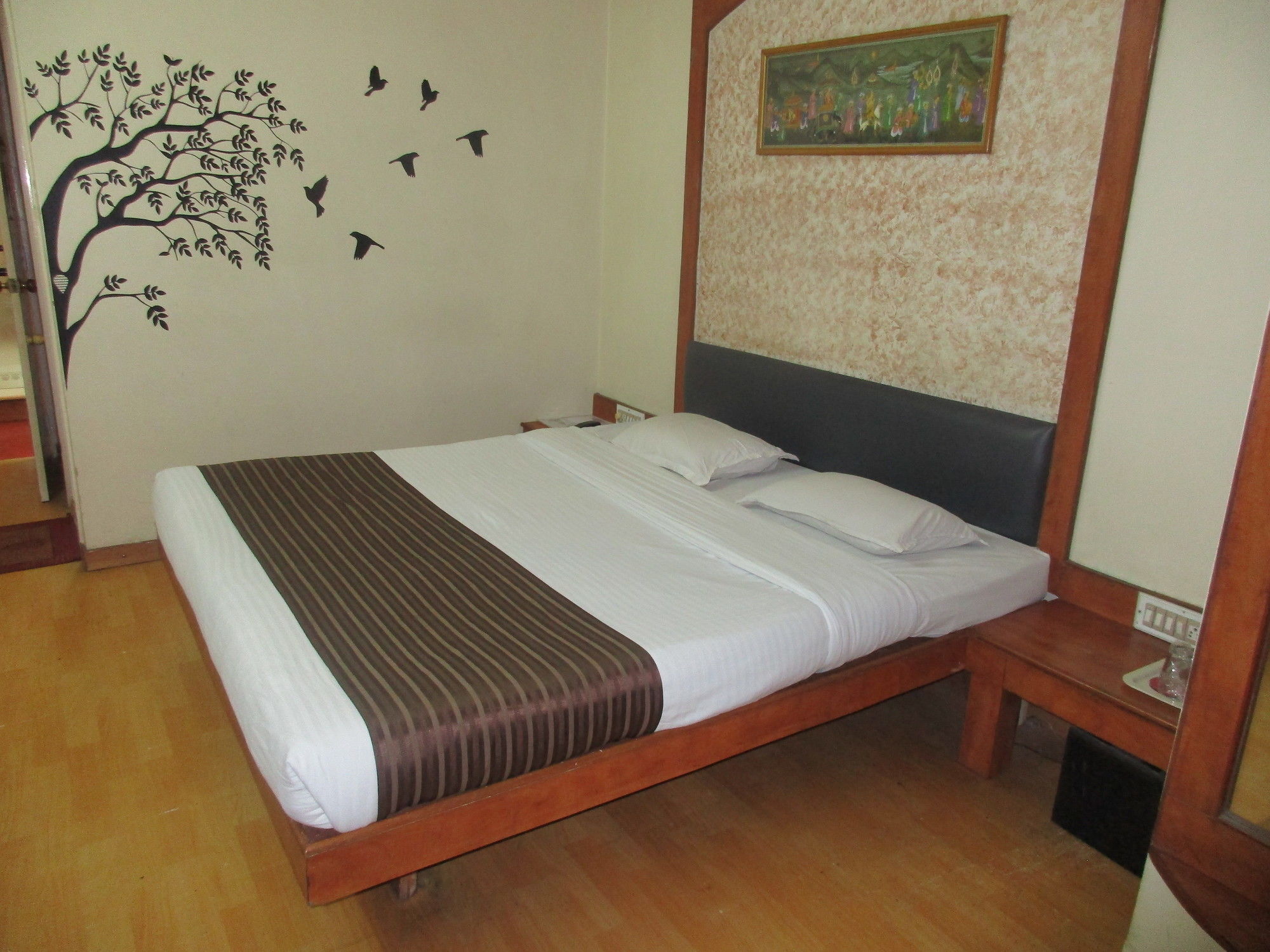 Hotel Sahaj Palace Ahmadábád Kültér fotó